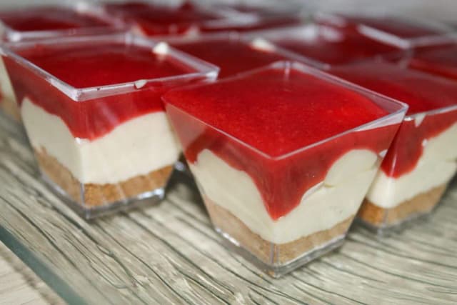 Jak ubić mascarpone z galaretką, aby uzyskać idealny deser? Jak ubić mascarpone z galaretką, aby uzyskać idealny deser?